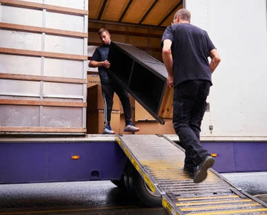 Professional Long Distance Movers Services